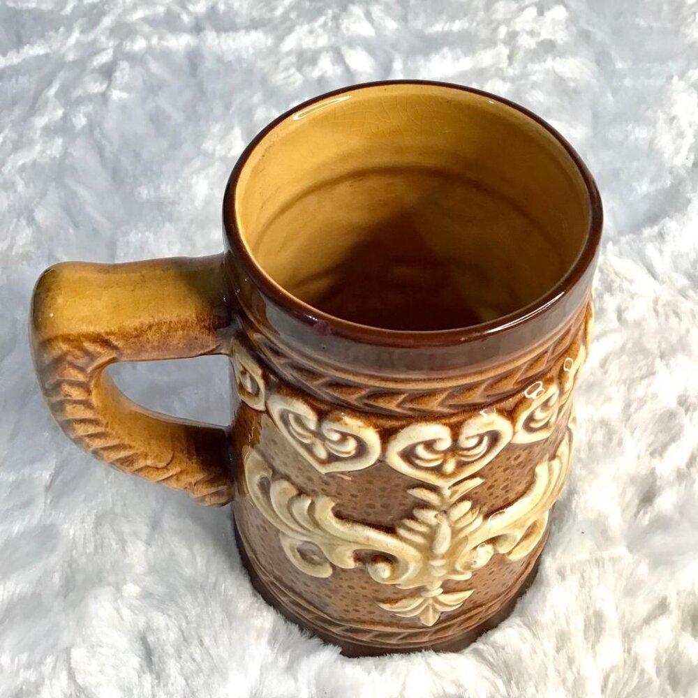 Vintage Lefton Mug/Stein Tankard Style Medieval Renaissance Embossed 1950's MCM - Picture 5 of 10